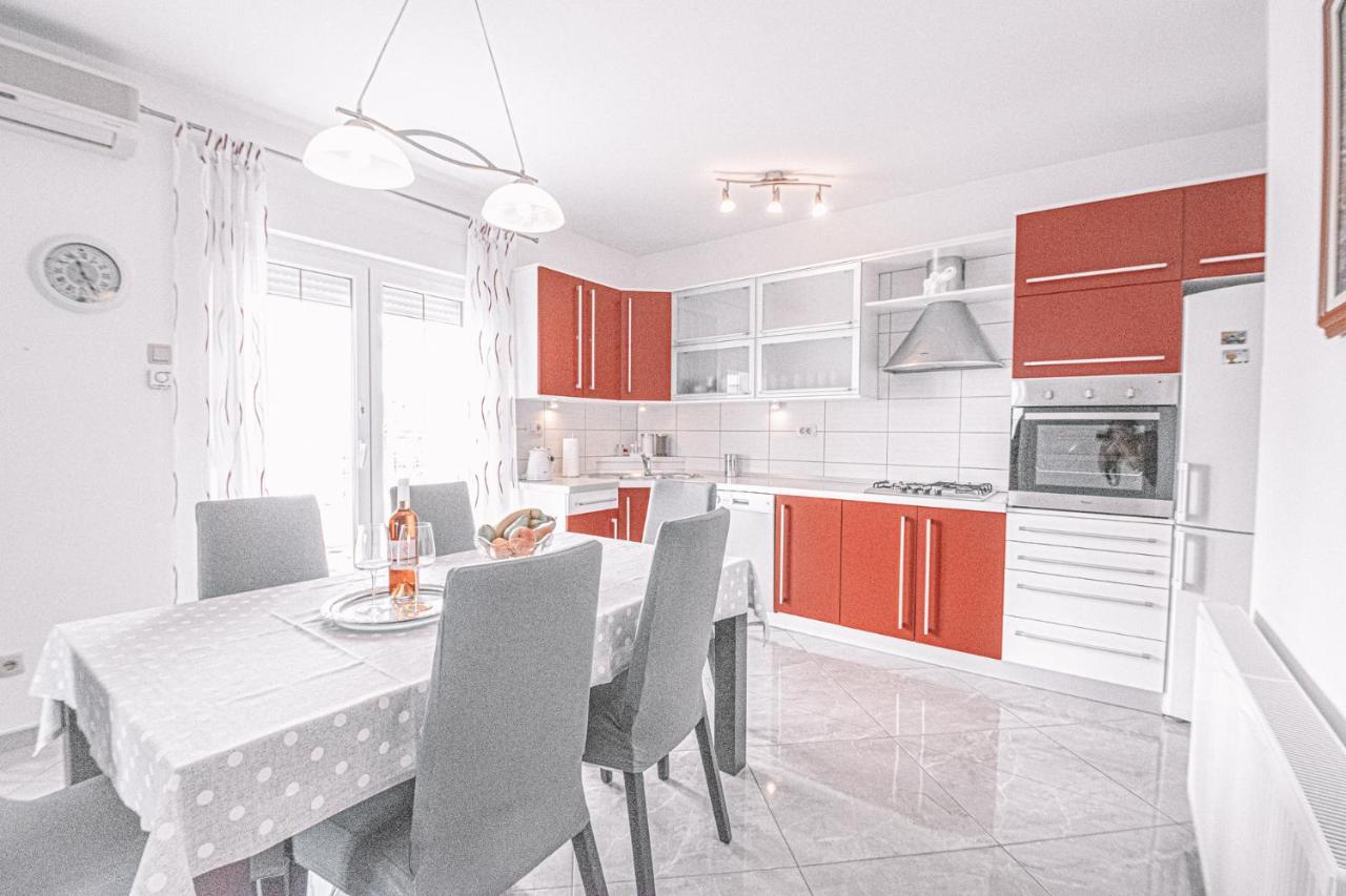 Apartments Vukic ซริกเวนิซา ภายนอก รูปภาพ