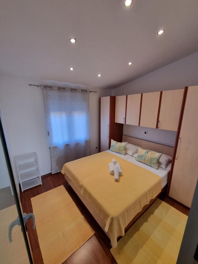 Apartments Vukic ซริกเวนิซา ภายนอก รูปภาพ