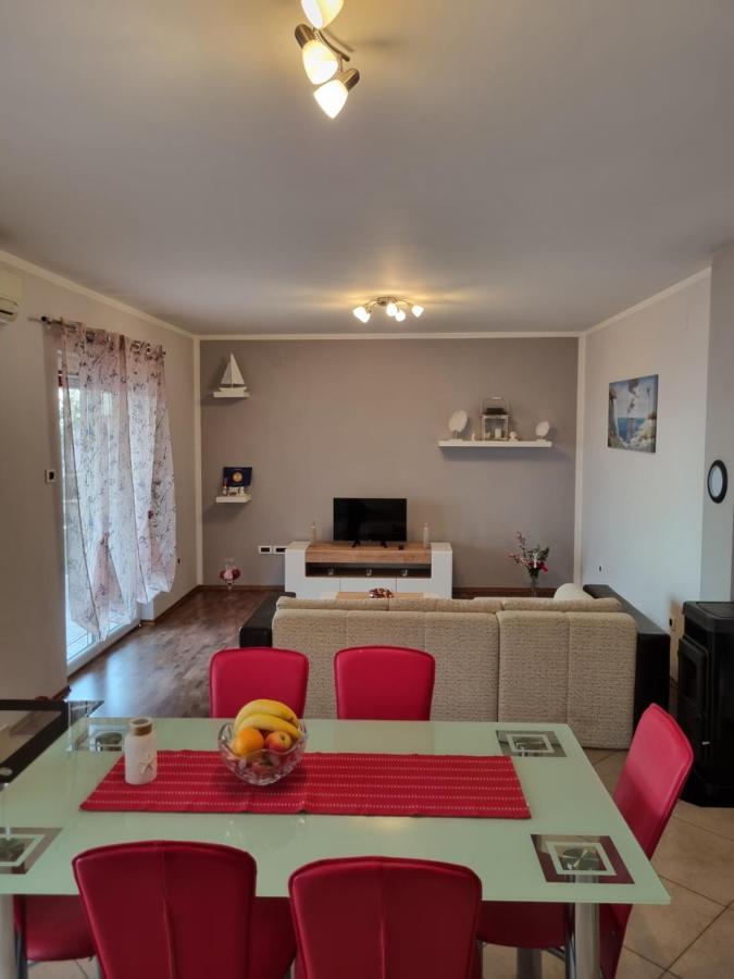 Apartments Vukic ซริกเวนิซา ภายนอก รูปภาพ